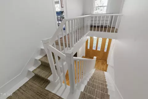 Entry Way - 386 Fox Road Chuckey Tn 37641, Chuckey, TN 37641 photo 7 of 12