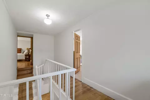 Entry Way - 386 Fox Road Chuckey Tn 37641, Chuckey, TN 37641 photo 8 of 12