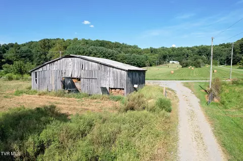 Exterior - 386 Fox Road Chuckey Tn 37641, Chuckey, TN 37641 photo 7 of 13