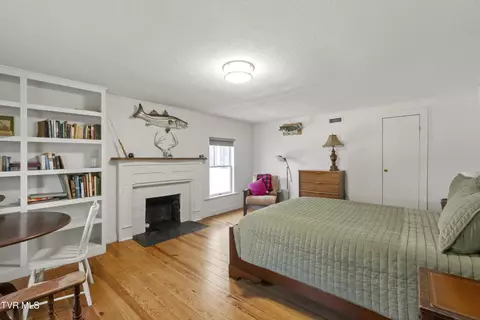 Bedroom - 386 Fox Road Chuckey Tn 37641, Chuckey, TN 37641 photo 5 of 11