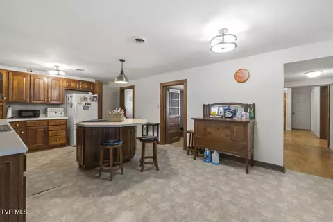 Kitchen - 386 Fox Road Chuckey Tn 37641, Chuckey, TN 37641 photo 3 of 4