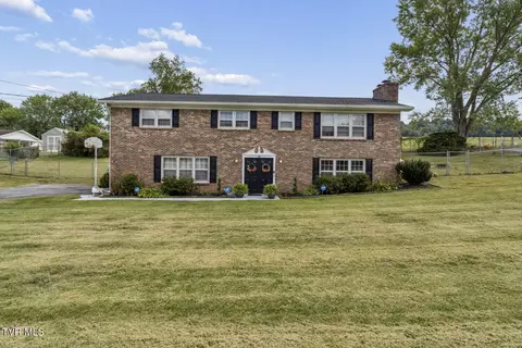119 Kaluna Avenue Bluff City Tn 37618, Bluff City, TN 37618