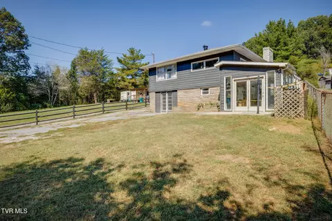 3412 Glen Alpine Road Kingsport Tn 37660, Kingsport, TN 37660