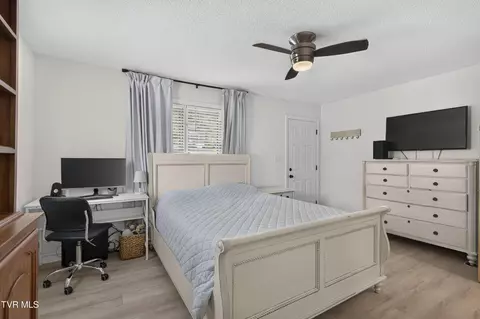 Bedroom - 125 Pendleton Drive Bristol Tn 37620, Bristol, TN 37620 photo 8 of 9