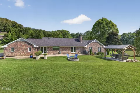 Exterior - 125 Pendleton Drive Bristol Tn 37620, Bristol, TN 37620 photo 5 of 7