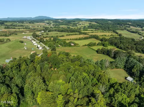 View/Area - 568 Painter Road Fall Branch Tn 37656, Fall Branch, TN 37656 photo 4 of 12