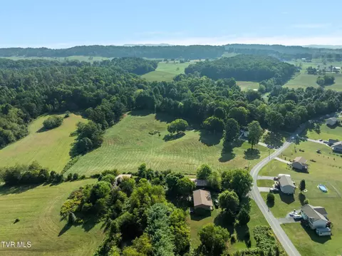 View/Area - 568 Painter Road Fall Branch Tn 37656, Fall Branch, TN 37656 photo 9 of 12