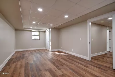 Living - 568 Painter Road Fall Branch Tn 37656, Fall Branch, TN 37656 photo 11 of 12