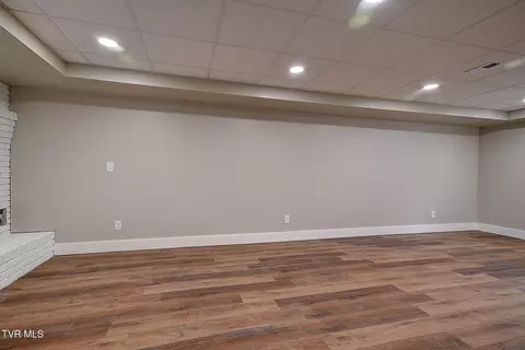 Living - 568 Painter Road Fall Branch Tn 37656, Fall Branch, TN 37656 photo 10 of 12