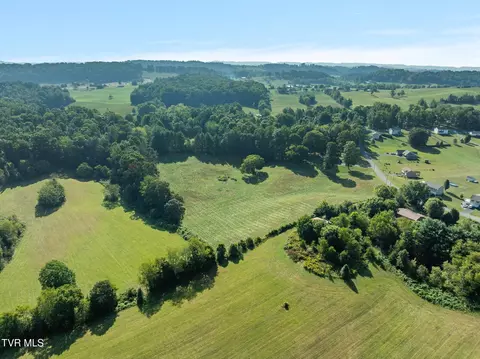 View/Area - 568 Painter Road Fall Branch Tn 37656, Fall Branch, TN 37656 photo 8 of 12