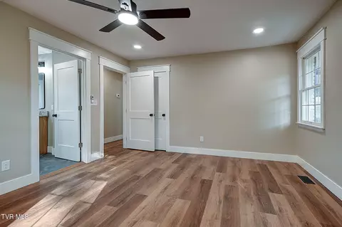 Bedroom - 568 Painter Road Fall Branch Tn 37656, Fall Branch, TN 37656 photo 6 of 9