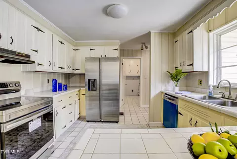 Kitchen - 167 Cherry Lane Bristol Va 24201, Bristol, VA 24201 photo 1 of 5