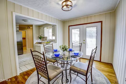 Dining - 167 Cherry Lane Bristol Va 24201, Bristol, VA 24201 photo 1 of 3