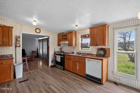 Kitchen - 156 Bill West Road Limestone Tn 37681, Limestone, TN 37681 photo 1 of 3