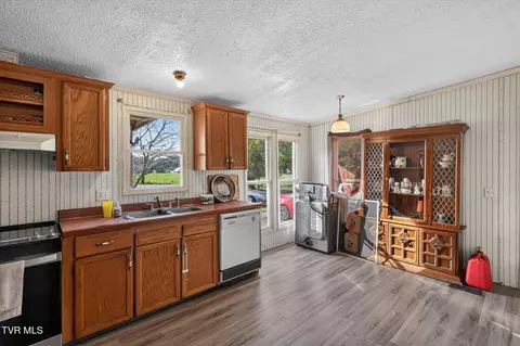 Kitchen - 156 Bill West Road Limestone Tn 37681, Limestone, TN 37681 photo 2 of 3