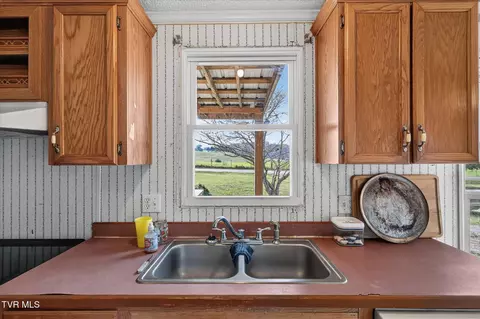 Kitchen - 156 Bill West Road Limestone Tn 37681, Limestone, TN 37681 photo 3 of 3