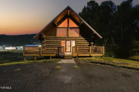 8407 Highway 19e Roan Mountain Tn 37687, Roan Mountain, TN 37687