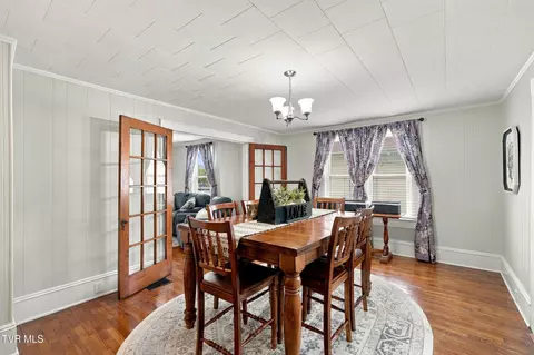 Dining - 209 1st Street Erwin Tn 37650, Erwin, TN 37650 photo 2 of 2