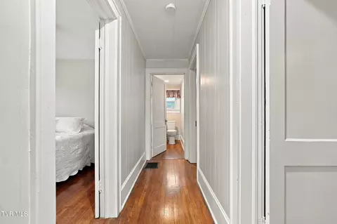 Entry Way - 209 1st Street Erwin Tn 37650, Erwin, TN 37650 photo 5 of 5