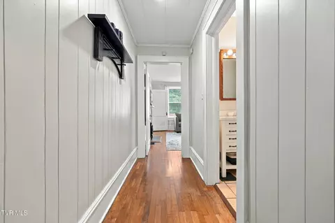 Entry Way - 209 1st Street Erwin Tn 37650, Erwin, TN 37650 photo 3 of 5