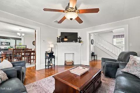 Living - 209 1st Street Erwin Tn 37650, Erwin, TN 37650 photo 1 of 6
