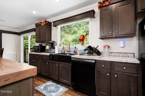 Kitchen - 683 Bailey Bridge Road Limestone Tn 37681, Limestone, TN 37681 photo 2 of 3