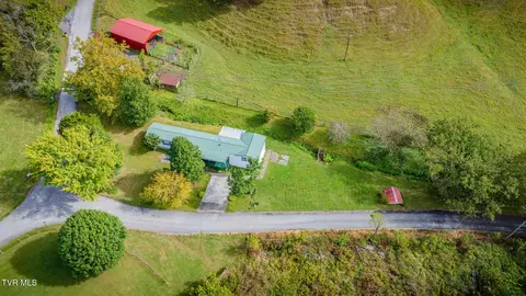 Other - 1545 Chimney Top Loop Fall Branch Tn 37656, Fall Branch, TN 37656 photo 7 of 10