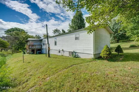 Exterior - 1545 Chimney Top Loop Fall Branch Tn 37656, Fall Branch, TN 37656 photo 3 of 5