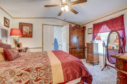 Bedroom - 1545 Chimney Top Loop Fall Branch Tn 37656, Fall Branch, TN 37656 photo 3 of 7