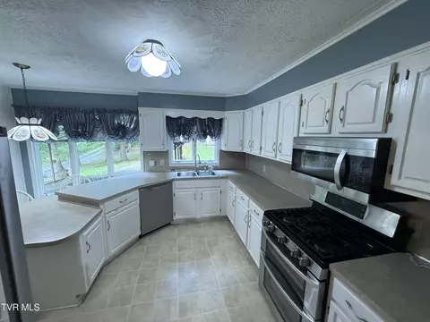 Kitchen - 8931 Tanager Road Wise Va 24293, Wise, VA 24293 photo 1 of 2