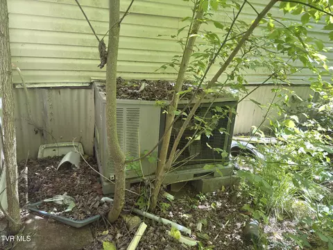 Undisclosed, Erwin, TN 37650 photo 3