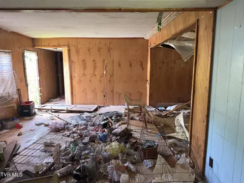 Undisclosed, Erwin, TN 37650 photo 13