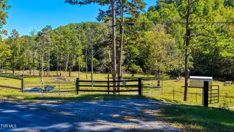 628 Grassy Creek Rogersville Tn 37857, Rogersville, TN 37857