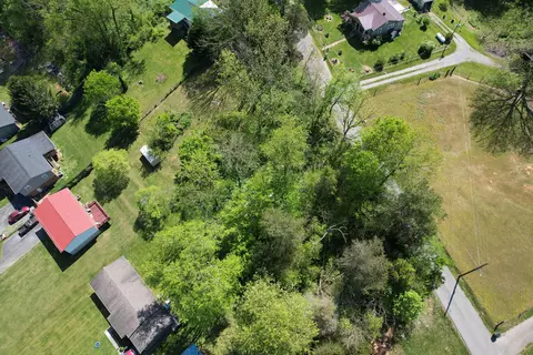 tbd Riverview Drive Bluff City Tn 37618, Bluff City, TN 37618