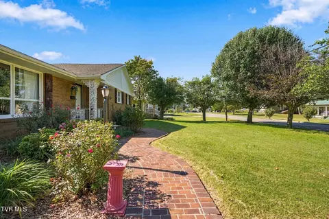Exterior - 1046 N Elm Avenue Erwin Tn 37650, Erwin, TN 37650 photo 3 of 14