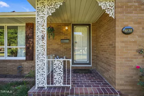 Exterior - 1046 N Elm Avenue Erwin Tn 37650, Erwin, TN 37650 photo 5 of 14