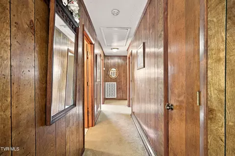 Entry Way - 1046 N Elm Avenue Erwin Tn 37650, Erwin, TN 37650 photo 1 of 1