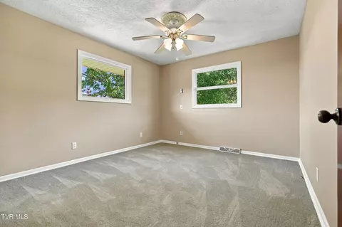 Bedroom - 1046 N Elm Avenue Erwin Tn 37650, Erwin, TN 37650 photo 4 of 7