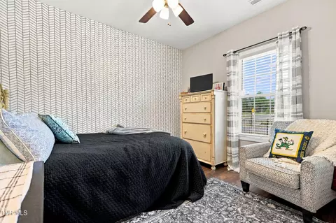 Bedroom - 2328 Haystack Circle Piney Flats Tn 37686, Piney Flats, TN 37686 photo 3 of 6