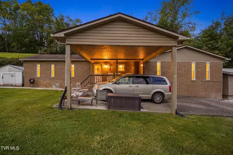544 Possum Creek Road Bluff City Tn 37618, Bluff City, TN 37618