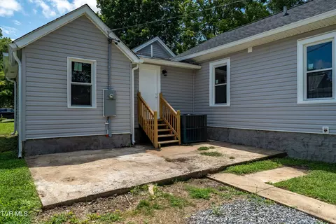 Exterior - 1007 Spring Street Johnson City Tn 37604, Johnson City, TN 37604 photo 9 of 11