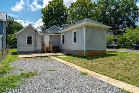Exterior - 1007 Spring Street Johnson City Tn 37604, Johnson City, TN 37604 photo 8 of 11