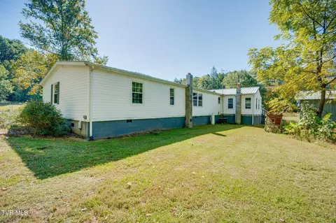 Exterior - 220 Falls Road Hampton Tn 37658, Hampton, TN 37658 photo 6 of 8