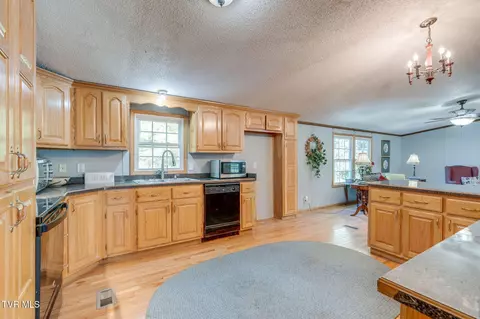 Kitchen - 220 Falls Road Hampton Tn 37658, Hampton, TN 37658 photo 4 of 4
