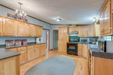 Kitchen - 220 Falls Road Hampton Tn 37658, Hampton, TN 37658 photo 2 of 4