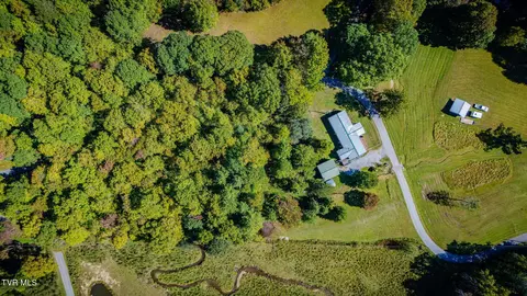 View/Area - 220 Falls Road Hampton Tn 37658, Hampton, TN 37658 photo 3 of 4