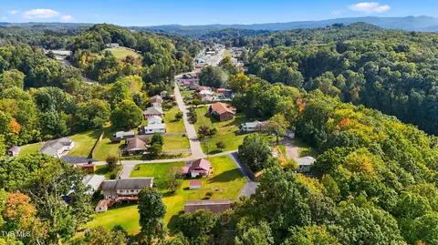 View/Area - 804 Nash Street Wise Va 24293, Wise, VA 24293 photo 5 of 8