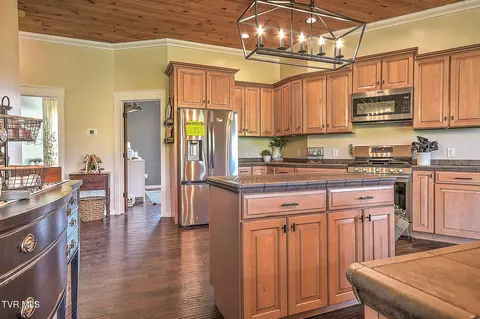 Kitchen - 167 Gray Road Bristol Tn 37620, Bristol, TN 37620 photo 2 of 5