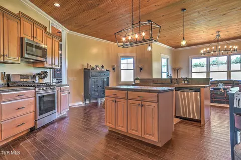 Kitchen - 167 Gray Road Bristol Tn 37620, Bristol, TN 37620 photo 5 of 5