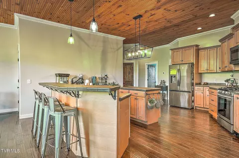 Kitchen - 167 Gray Road Bristol Tn 37620, Bristol, TN 37620 photo 1 of 5